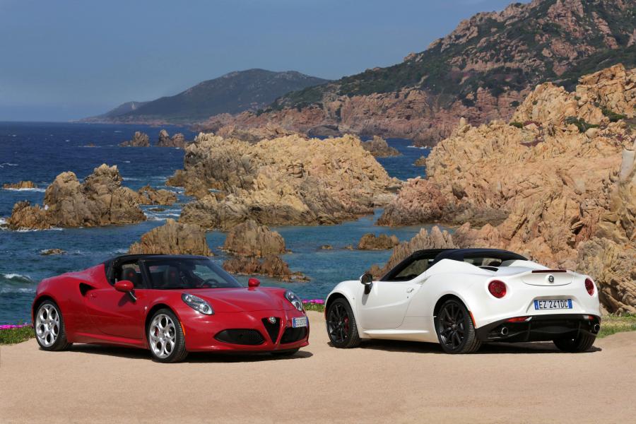  Alfa Romeo 4C Spider (960) 2015 года  (WW) (фото 47 из 59)